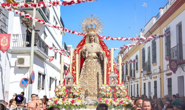 En Imágenes, El Besamanos y Rosario de la Virgen de las Mercedes de Santa Genoveva