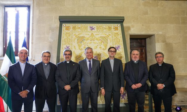 Nueva Tumbilla para la Virgen de los Reyes en Sevilla: Un Tributo al Diseño Original de Talavera