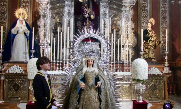 Besamanos extraordinario a la Virgen del Voto de la Hermandad de Pasión de Sevilla