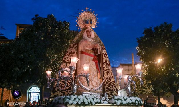 Rosario vespertino con María Santísima de la Caridad en Santa Aurelia