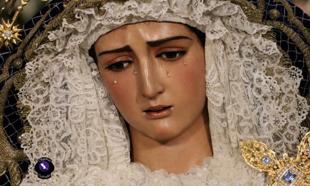 Besamanos a María Santísima de la Hiniesta en San Julián