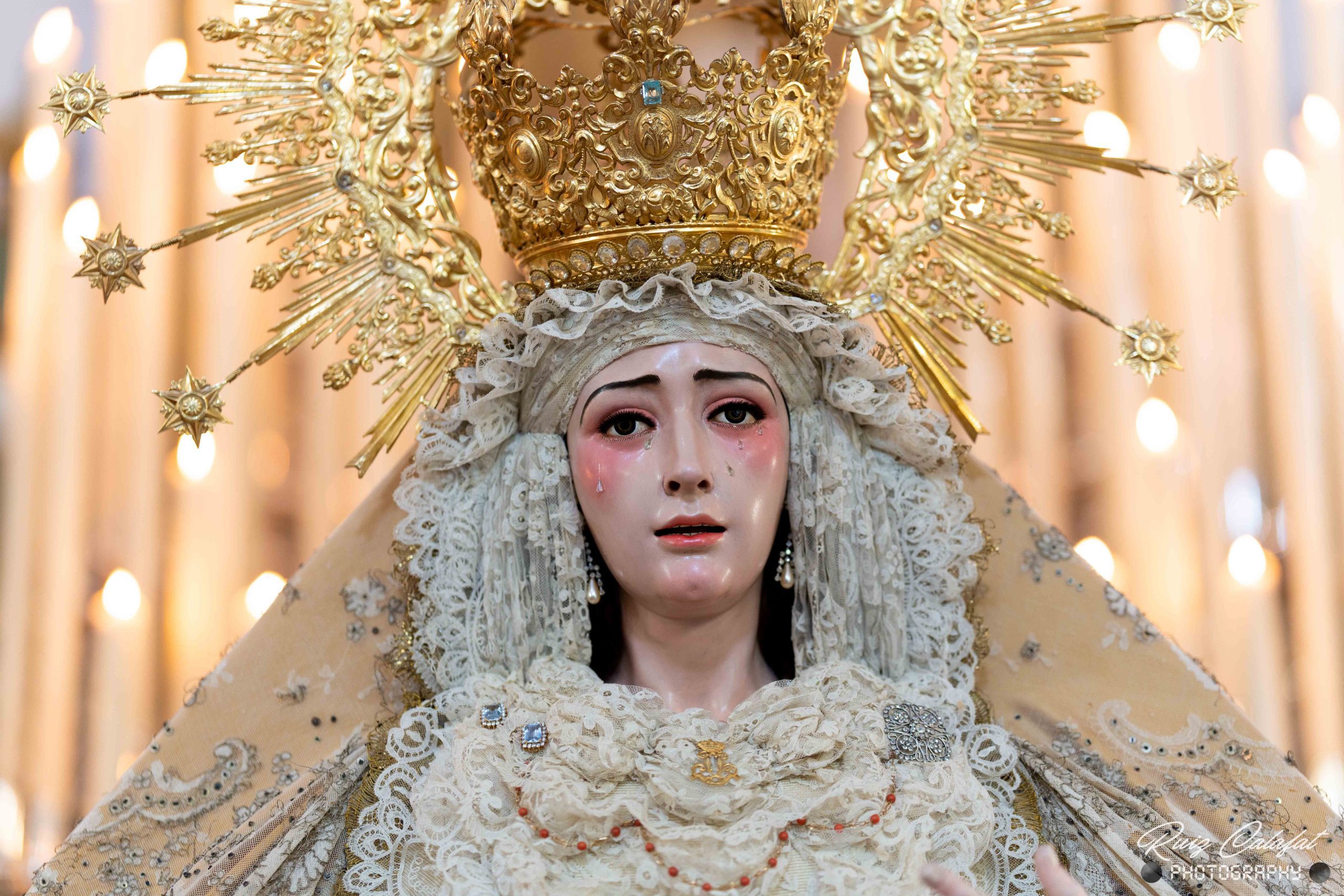 En imágenes, besamanos a la Virgen del Dulce Nombre.