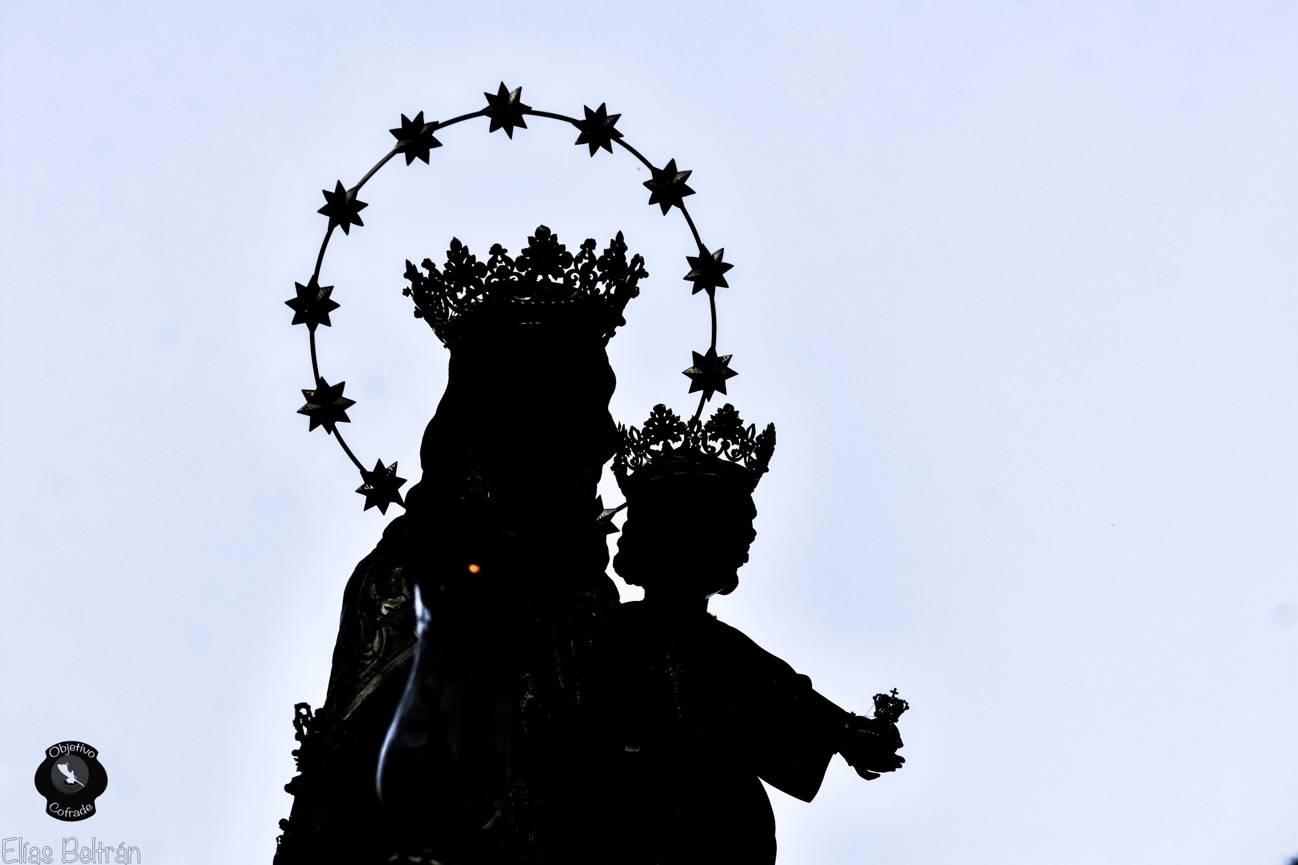 En imágenes, Procesión de María Auxiliadora de la Trinidad en Sevilla