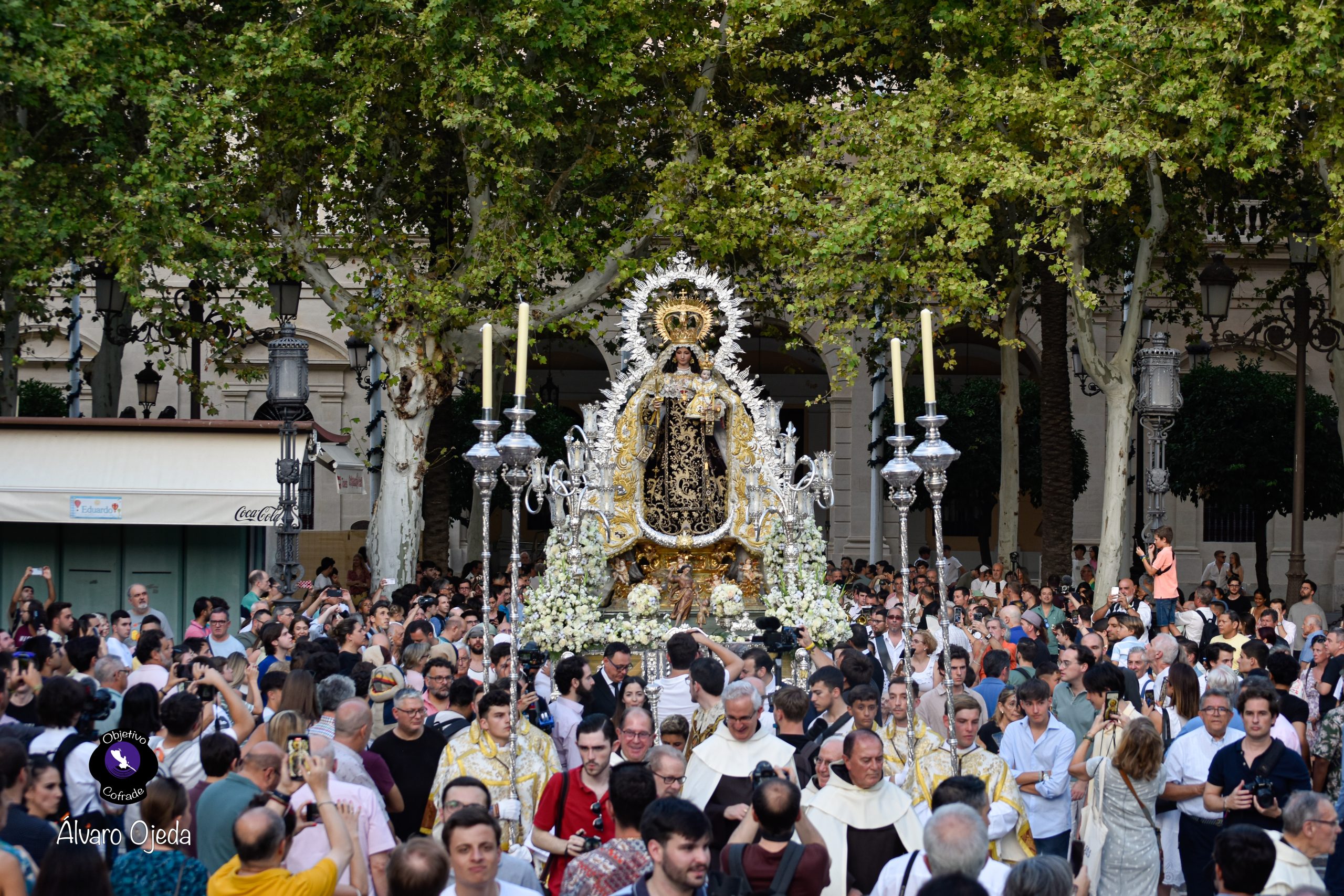 En imágenes, la salida procesional de Nuestra Señora del Carmen del Santo Ángel