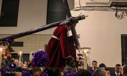En imágenes, Vía Crucis del Santísimo Cristo de las Tres Caídas
