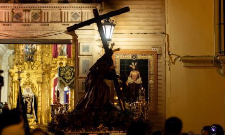 Vía Crucis Extraordinario del Cristo de la Corona por su XXV Aniversario